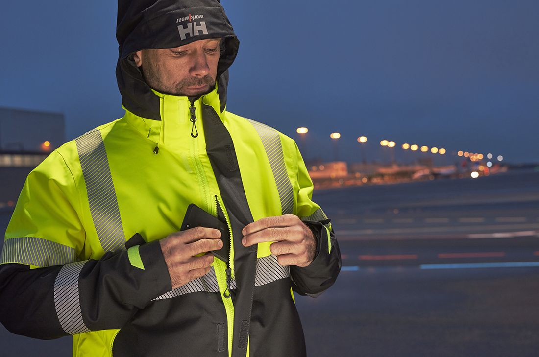 Llega la chaqueta que dobla la bateria de tu móvil