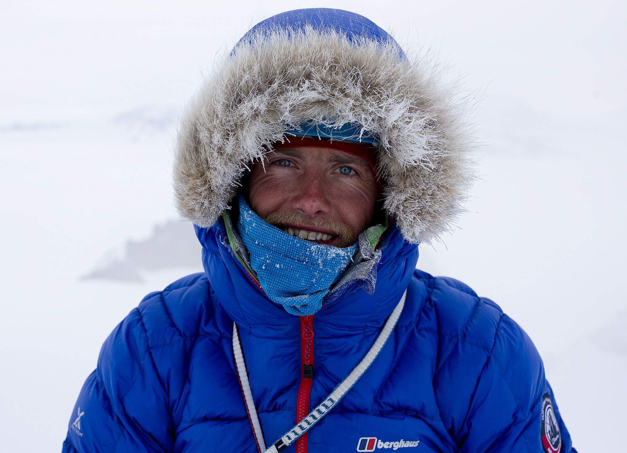 El explorador británico Leo Houlding 