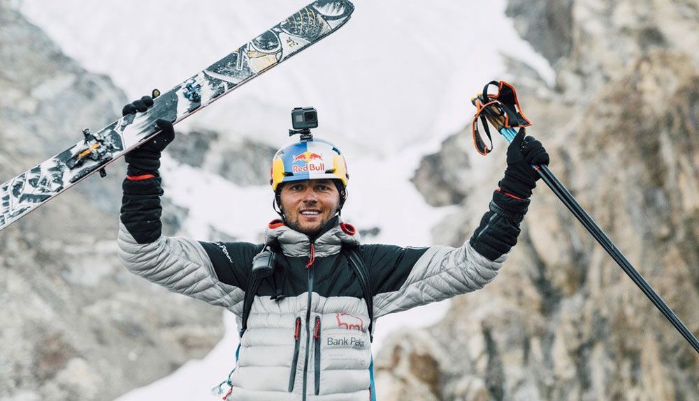 Andrzej Bargiel tratará de descender el Everest con esquís
