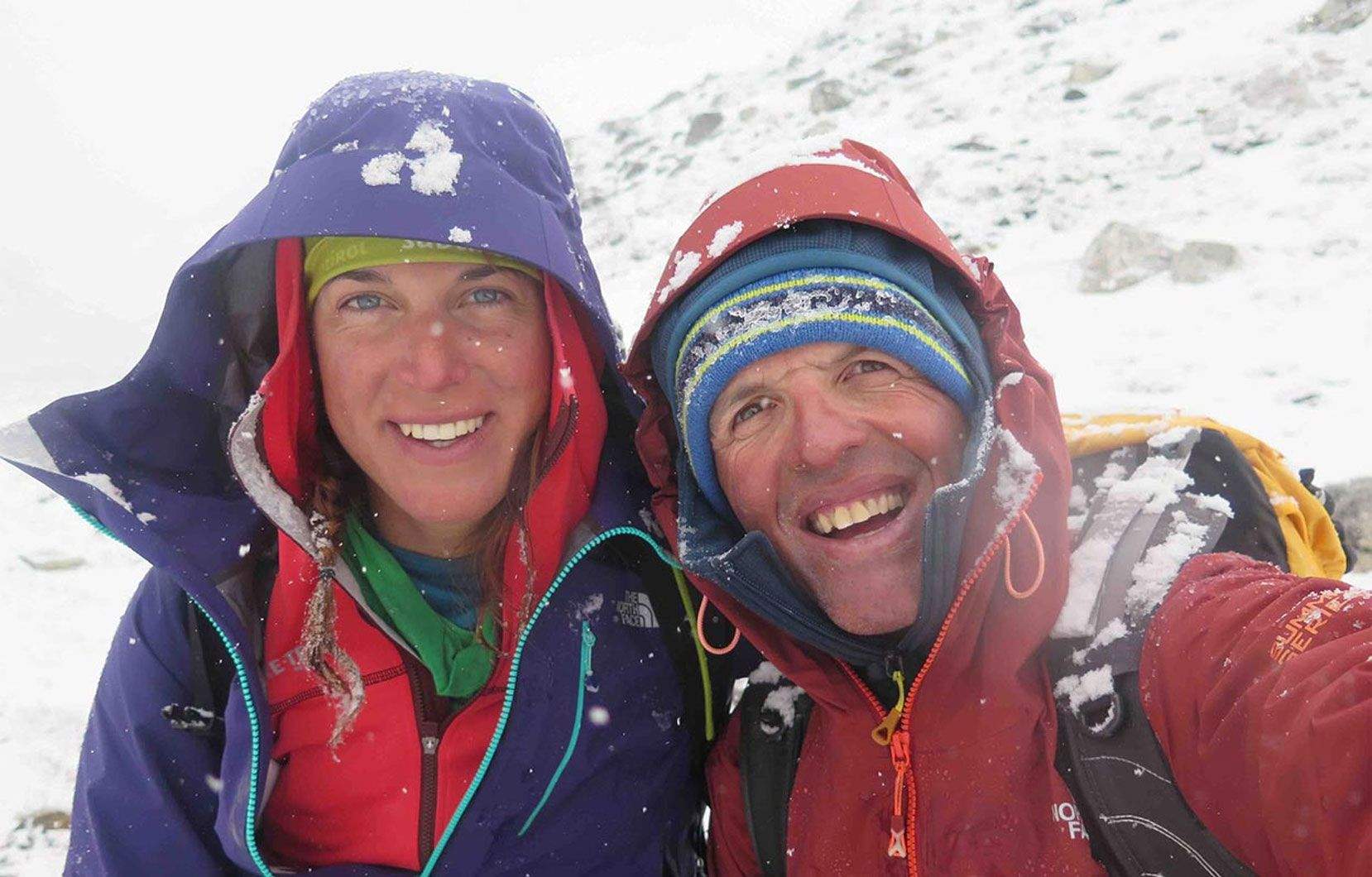 Tamara Lunger y Simone Moro, a por el primer encadenamiento invernal de dos ochomiles Tamara Lunger y Simone Moro, a por el primer encadenamiento invernal de dos ochomiles