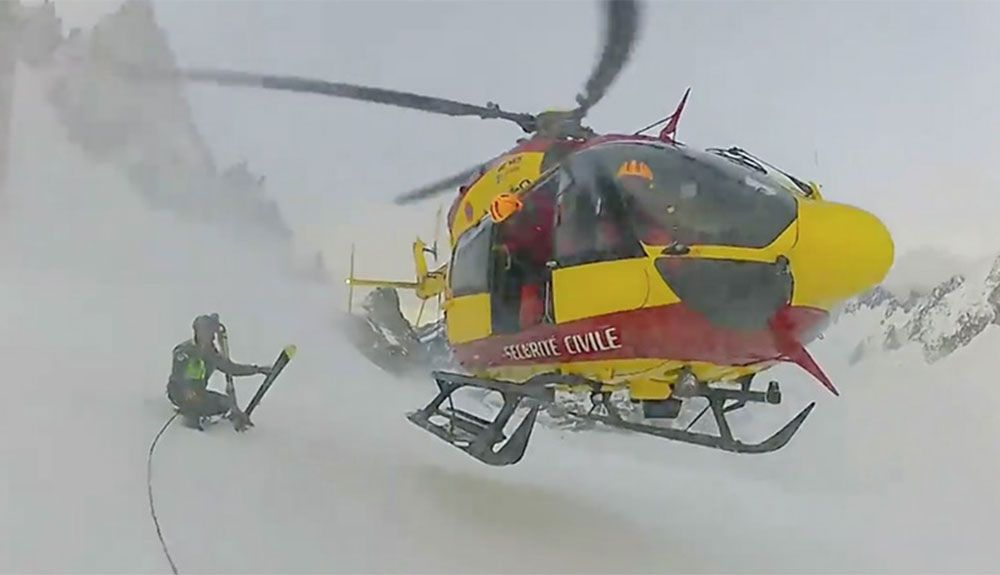 Agónico y espectacular rescate en los Alpes