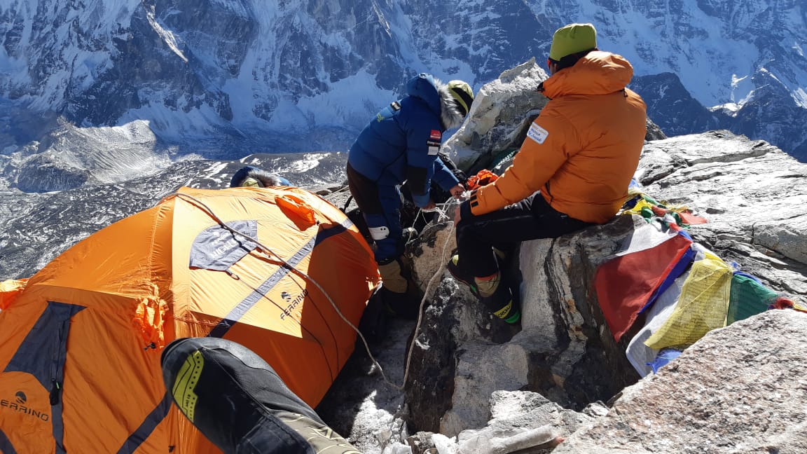 Alex Txikon en el Ama Dablam invernal
