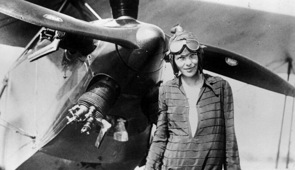 De Amelia Earhart para Amelia Earhart