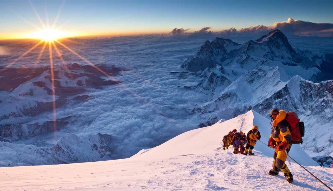 Nuevos requisitos para escalar el Everest
