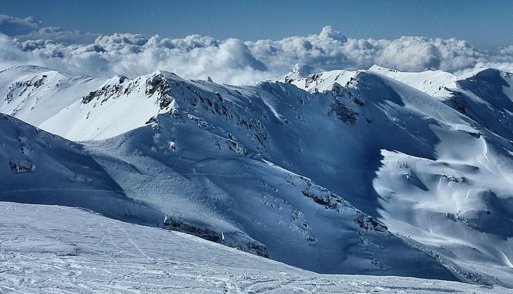 Sierra Nevada: ascensión al Mulhacen y cinco travesías imprescindibles más