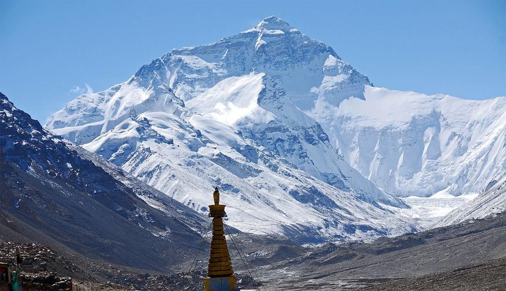 El Everest seguirá ahí: Alex Txikon se retira a causa del fuerte viento