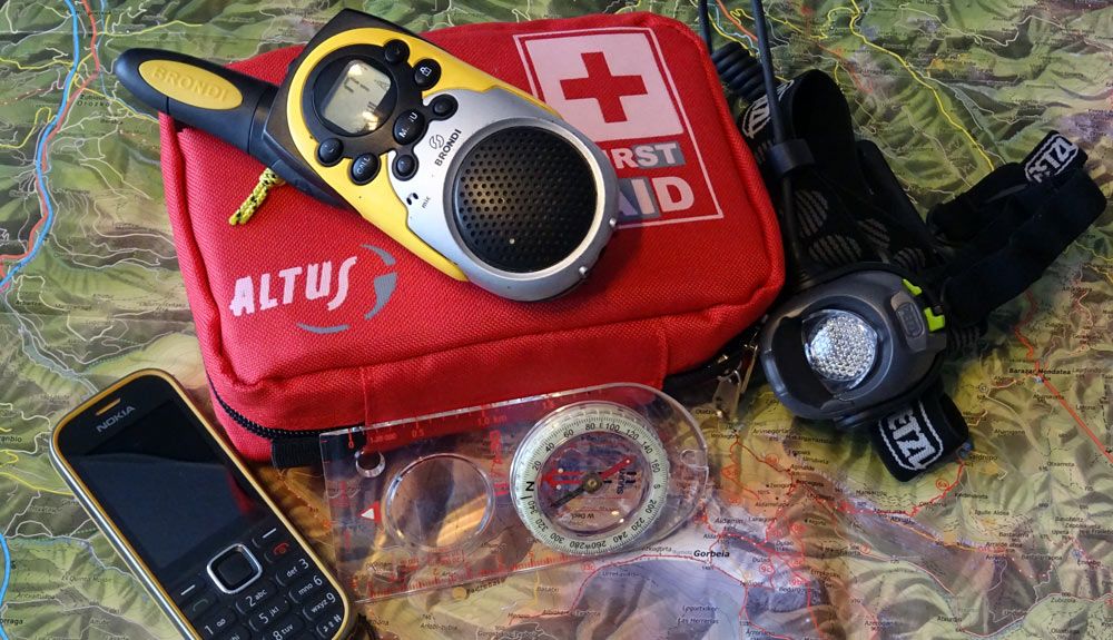 Un simple Walkie Talkie puede salvarte la vida en la montaña