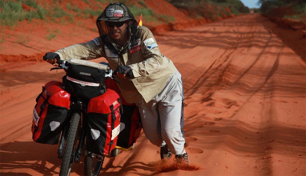 Juan Menéndez Granados llevará su bici a Patagonia y los desiertos americanos