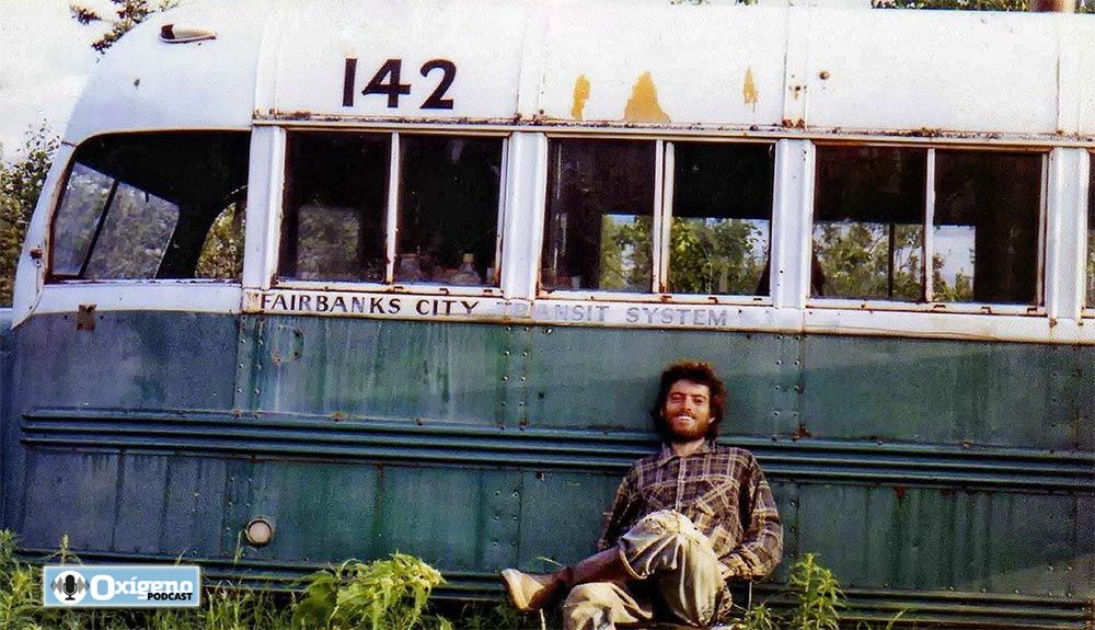 Chris McCandless frente al Magic Bus que hizo célebre. Repasamos sus historia junto a Jordi Canal Soler en este episodio del pódcast. Chris McCandless frente al Magic Bus que hizo célebre. Repasamos sus historia junto a Jordi Canal Soler en este episodio del pódcast.