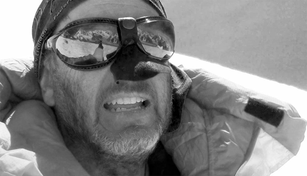 Carlos Garranzo uno de los motores fundamentales de la expedición de Seven Summit Treks. Foto: Col. Carlos Garranzo Carlos Garranzo uno de los motores fundamentales de la expedición de Seven Summit Treks. Foto: Col. Carlos Garranzo