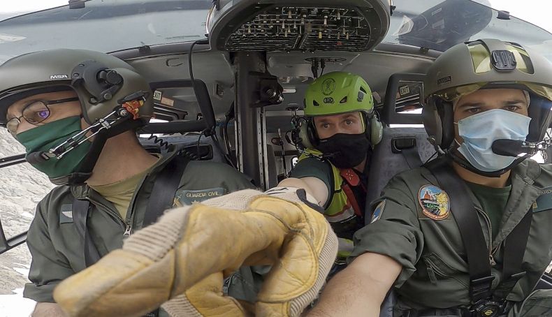 La 2 de RTVE estrena "Rescate", una serie documental de 13 episodios.