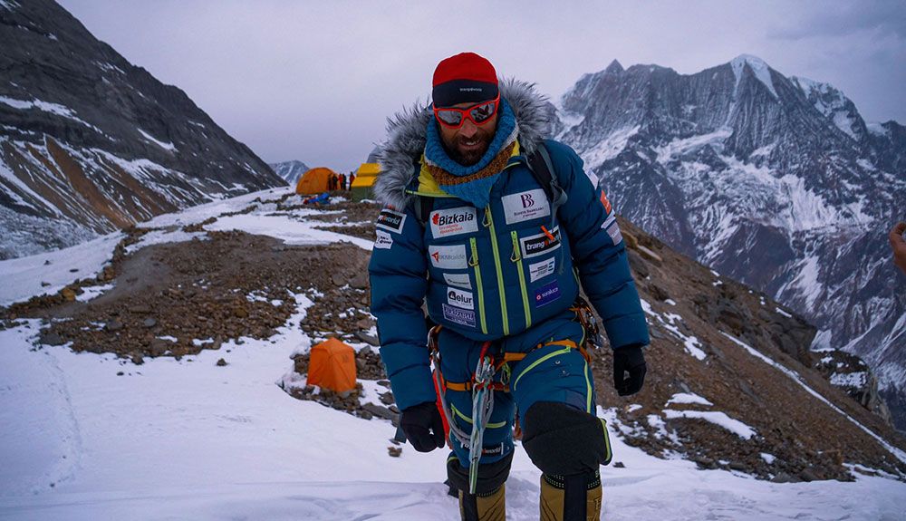 Planes de cima en el Manaslu invernal para Alex Txikon y Simone Moro