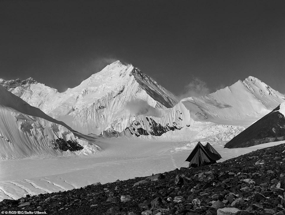 Se descubren nuevas imágenes del primer intento de George Mallory al Everest Se descubren nuevas imágenes del primer intento de George Mallory al Everest