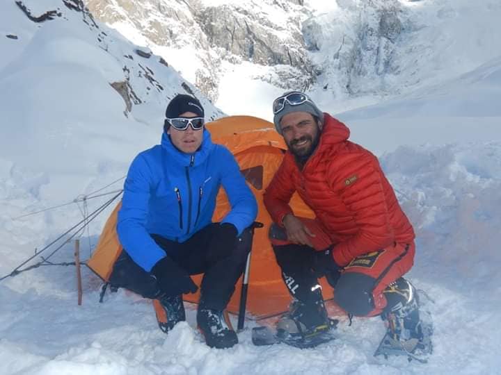 Sin noticias en el Nanga Parbat: un helicóptero en busca de Nardi y Ballard Sin noticias en el Nanga Parbat: un helicóptero en busca de Nardi y Ballard