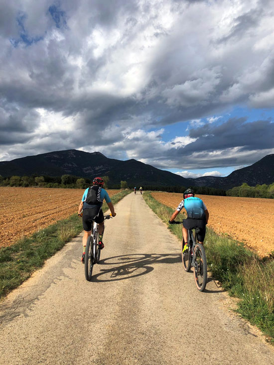 Trail2Challenge: la aventura de cruzar los Pirineos Trail2Challenge: la aventura de cruzar los Pirineos