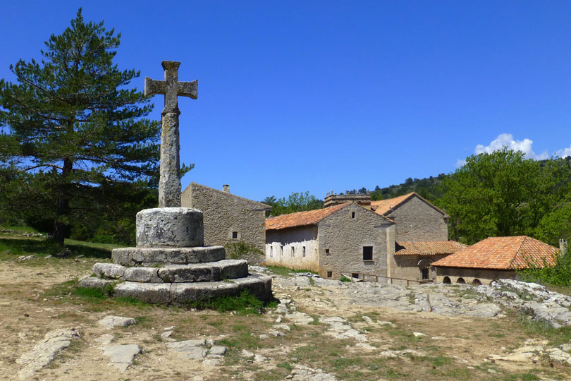 Penyagolosa, un coloso entre abismos y bosques Penyagolosa, un coloso entre abismos y bosques