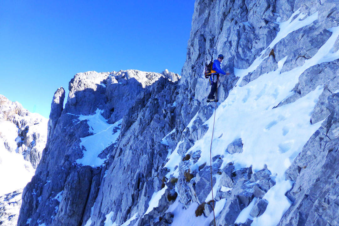 Corredor Norte del San Carlos, clásica de invierno en los Picos de Europa