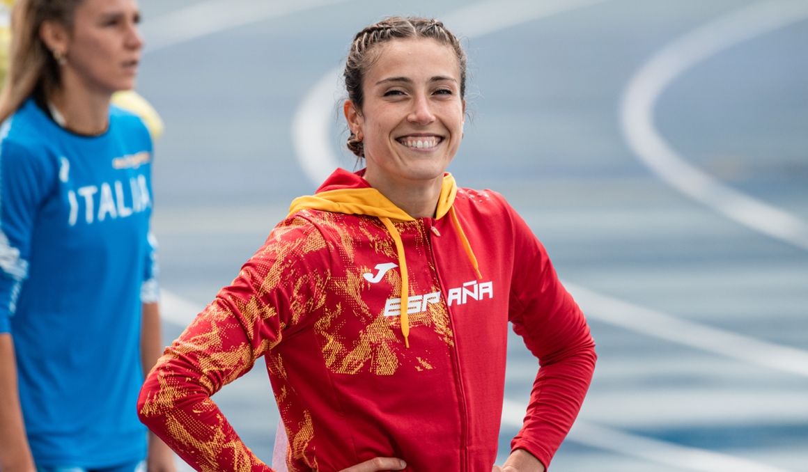 La vallista Teresa Errandonea durante una competición con la selección española de atletismo. SPORTMEDIA.