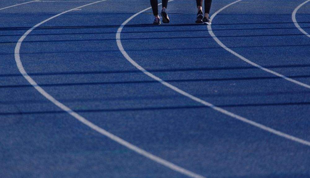 Carmen Valero y Mireya Arnedillo, dos generaciones de nuestro atletismo. AITOR MATAUCO.
