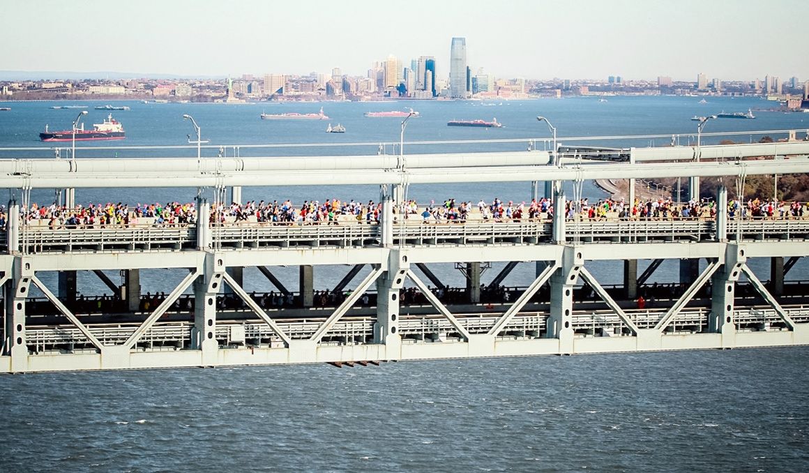 Una imagen de la salida del Maratón de Nueva York, que en 2024 se celebra el 3 de noviembre / Foto: GETTY IMAGES.