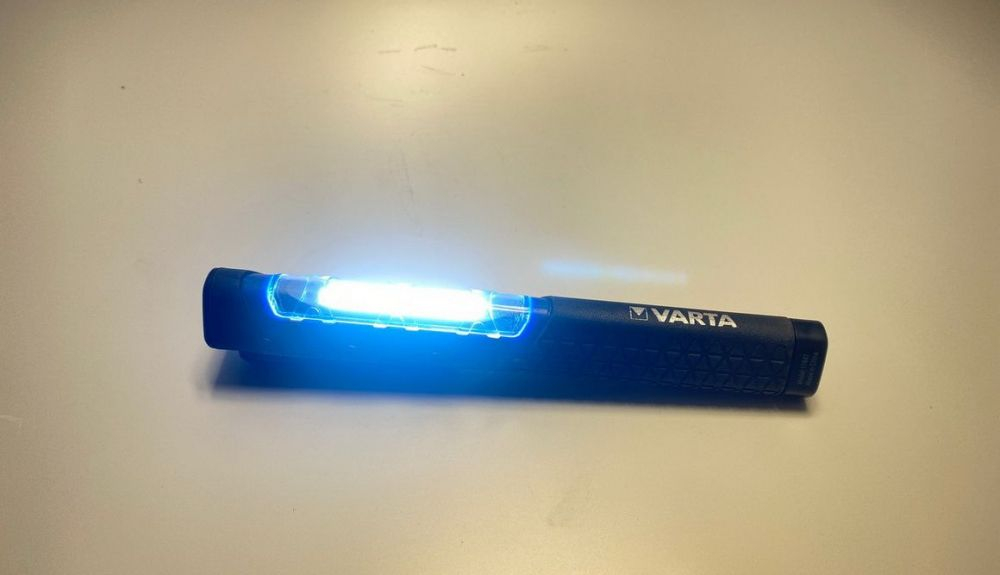 Así es la Varta Work Flex Pocket Light