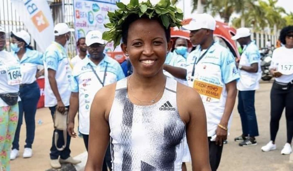La atleta de Baréin nacida en Kenia Damaris Muthee Mutua. La atleta de Baréin nacida en Kenia Damaris Muthee Mutua.