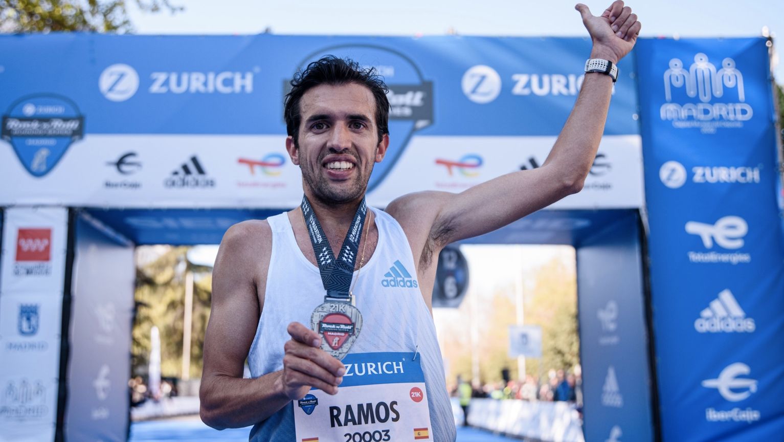Jesús Ramos se ha proclamado campeón de España de 10 kilómetros en ruta en O Barco de Valdeorras. SPORTMEDIA.