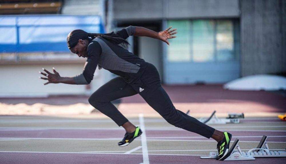 La británica Daryll Neita calzando las nuevas adidas Adizero Prime SP2.