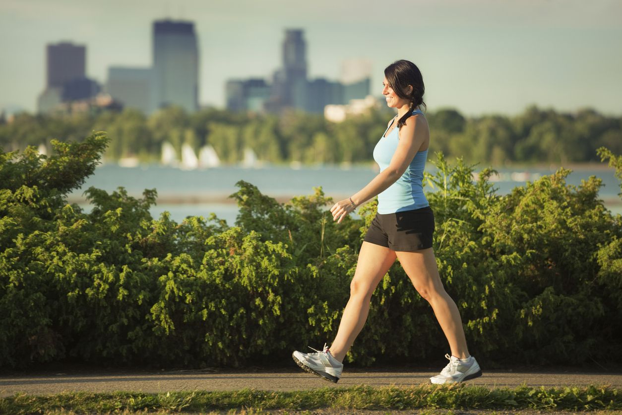 Caminar es la mejor forma de hacer turismo Caminar es la mejor forma de hacer turismo