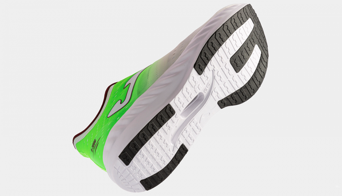 Joma R3000
