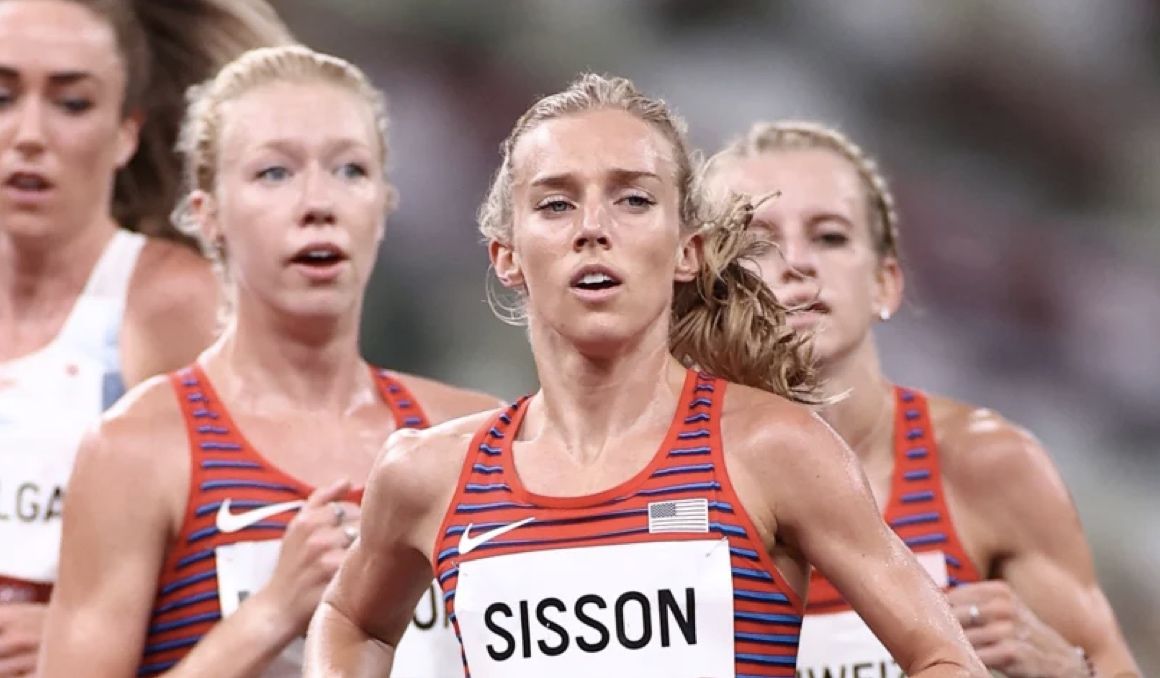 Emily Sisson estará en el Maratón de Chicago buscando bajar de 2h20. NBC. Emily Sisson estará en el Maratón de Chicago buscando bajar de 2h20. NBC.