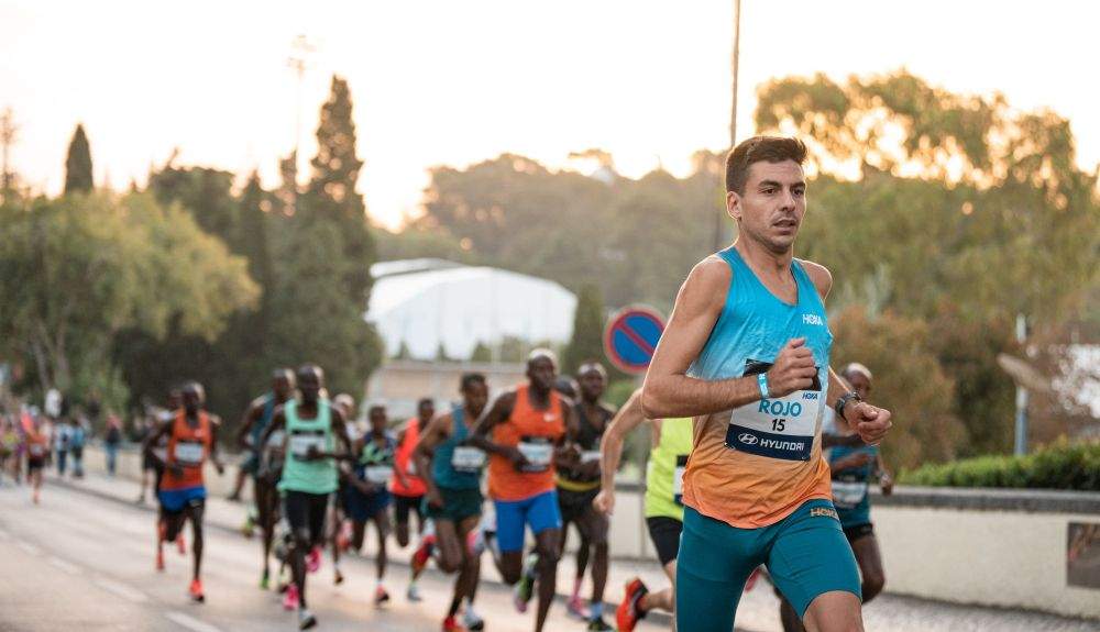 El maratoniano Yago Rojo durante el EDP Maratón de Lisboa, donde hizo las labores de liebre. SPORTMEDIA.