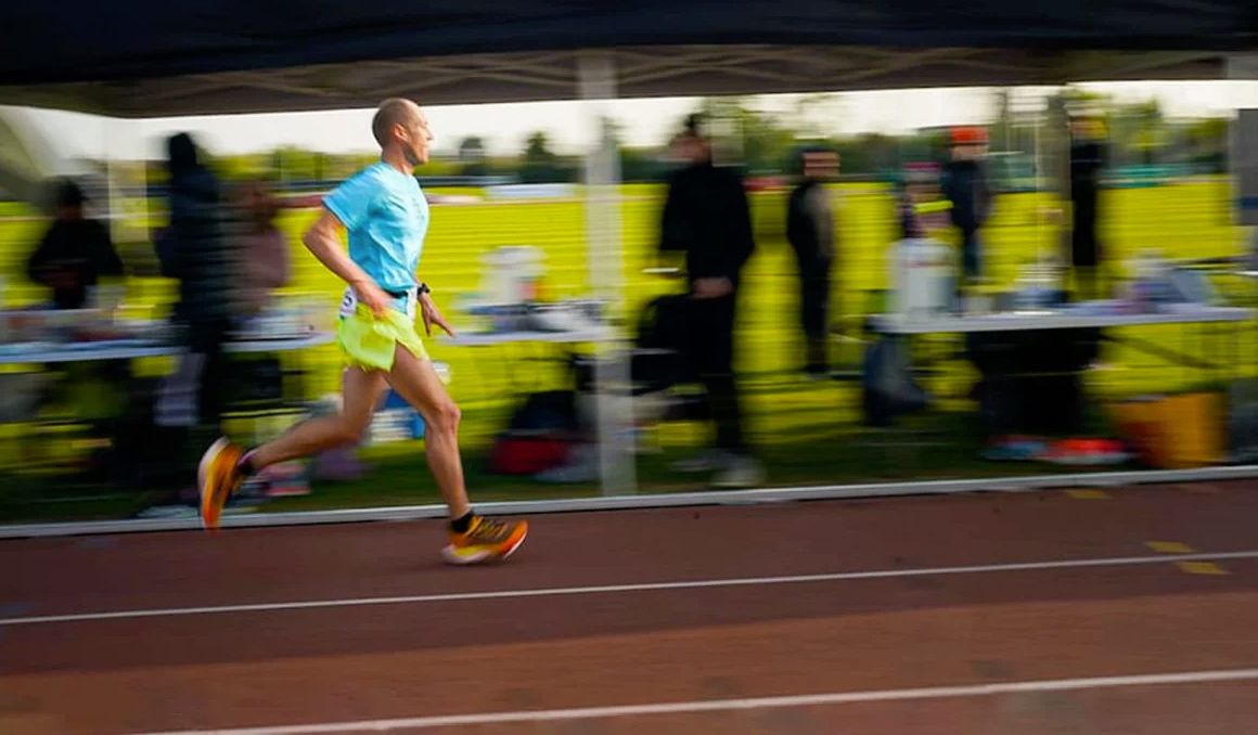 Aleksandr Sorokin es el mejor ultrafondista del mundo. CENTURION RUNNING.