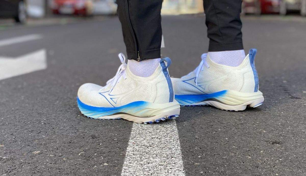 Mizuno Neo