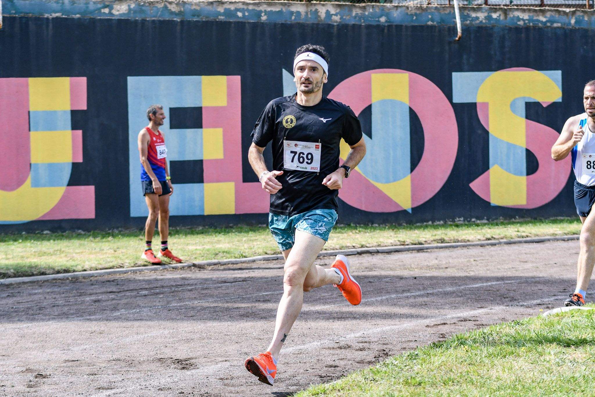 Todas las fotos del Memorial de Atletismo Miguel de la Quadra Salcedo 2023. 209 KST 1990