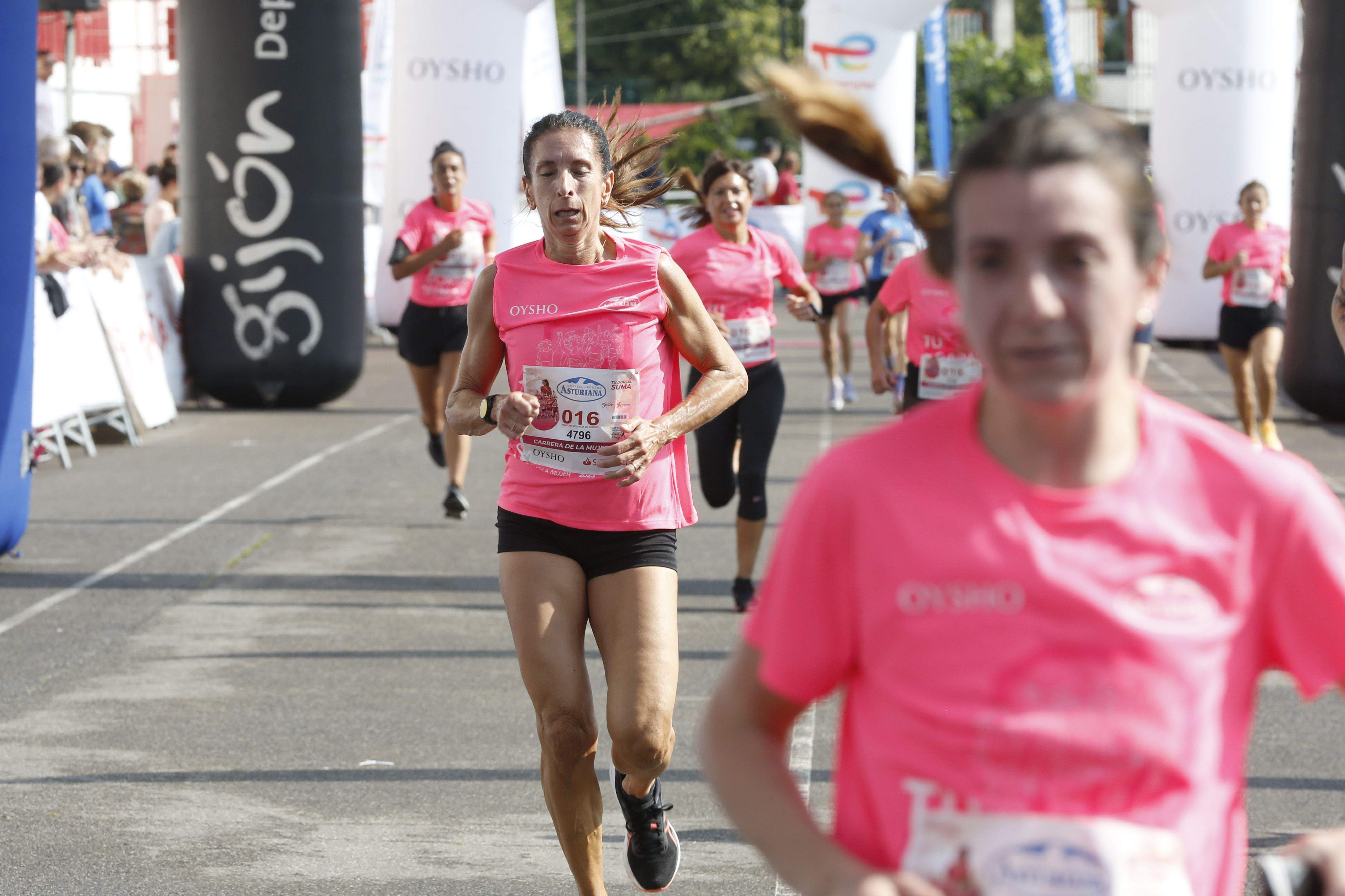Las mejores fotos de la Carrera de la Mujer de Gijón 2023. 2186