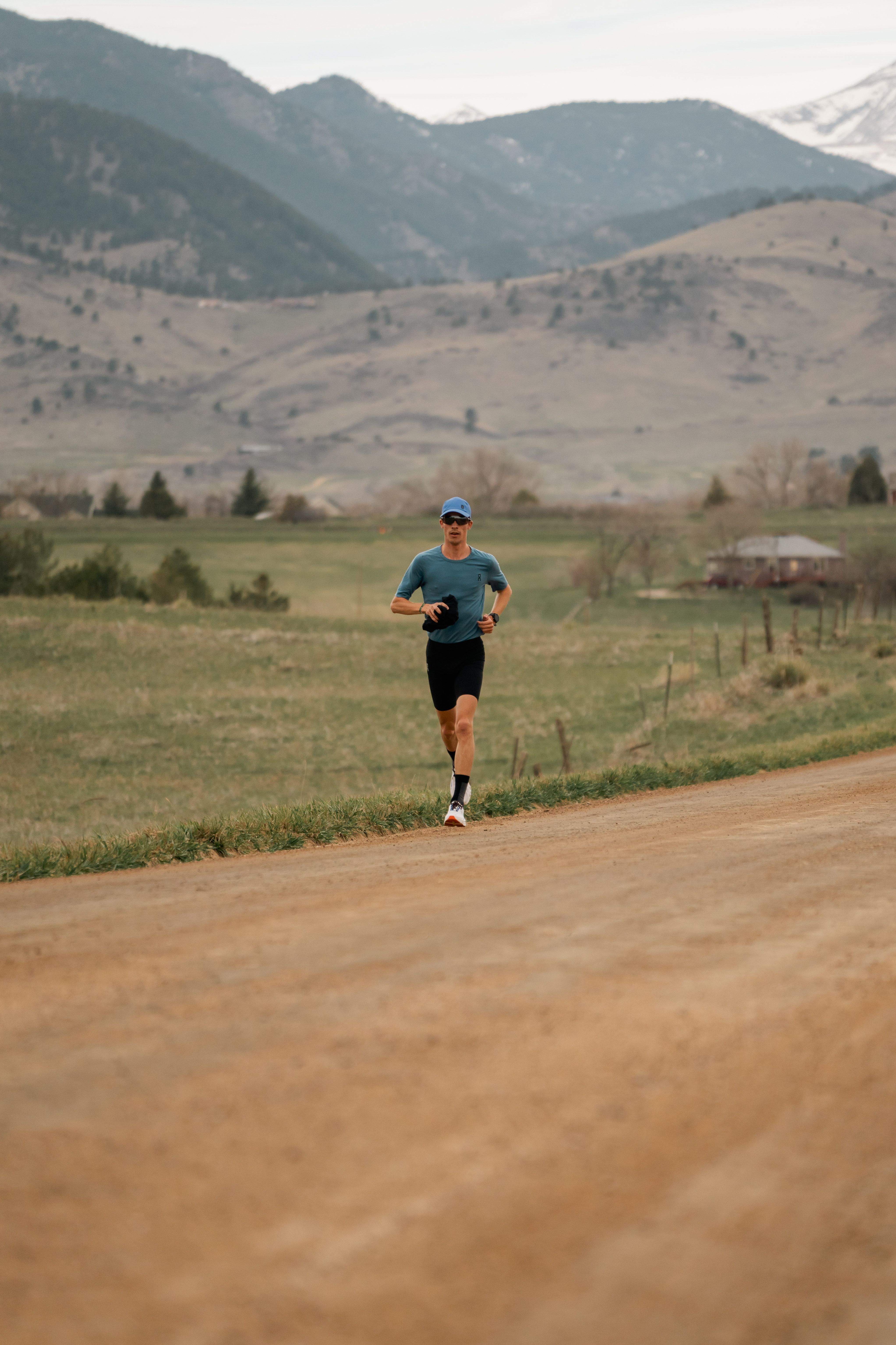 En la altitud de Boulder Mario García Romo disfruta de un magnífico entorno para acumular kilómetros. ON RUNNING