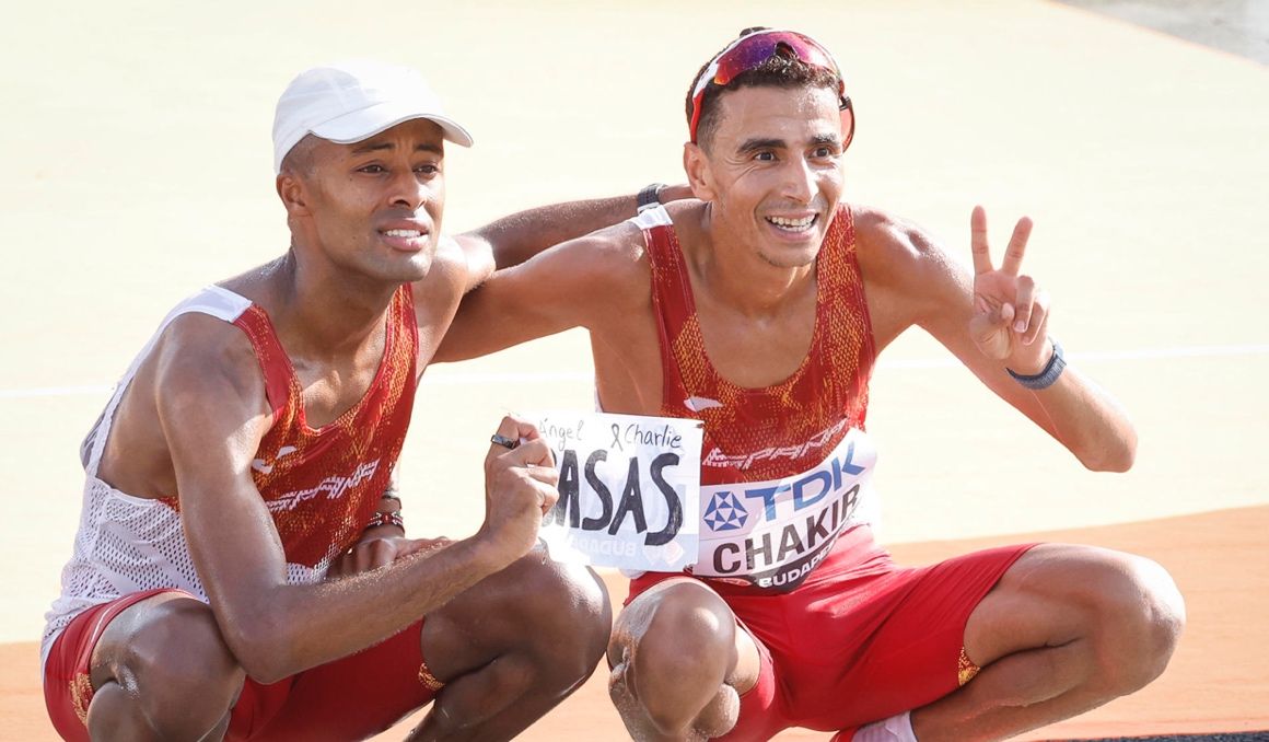Ibra Chakir y Tariku Novales en el Campeonato del Mundo de Budapest. EFE. Ibra Chakir y Tariku Novales en el Campeonato del Mundo de Budapest. EFE.