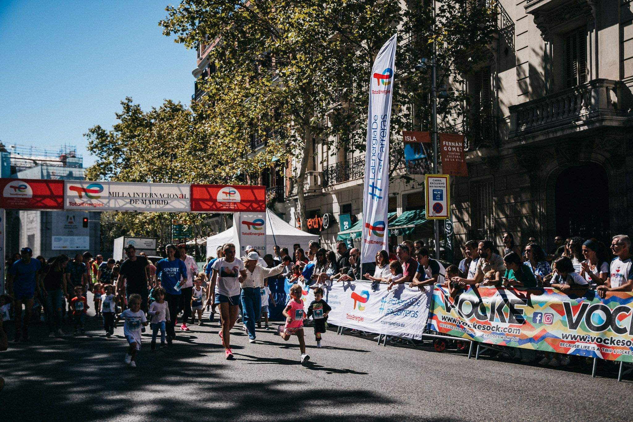 Las mejores fotos de las carreras infantiles en la TotalEnergies Milla Internacional de Madrid 2023. (3)