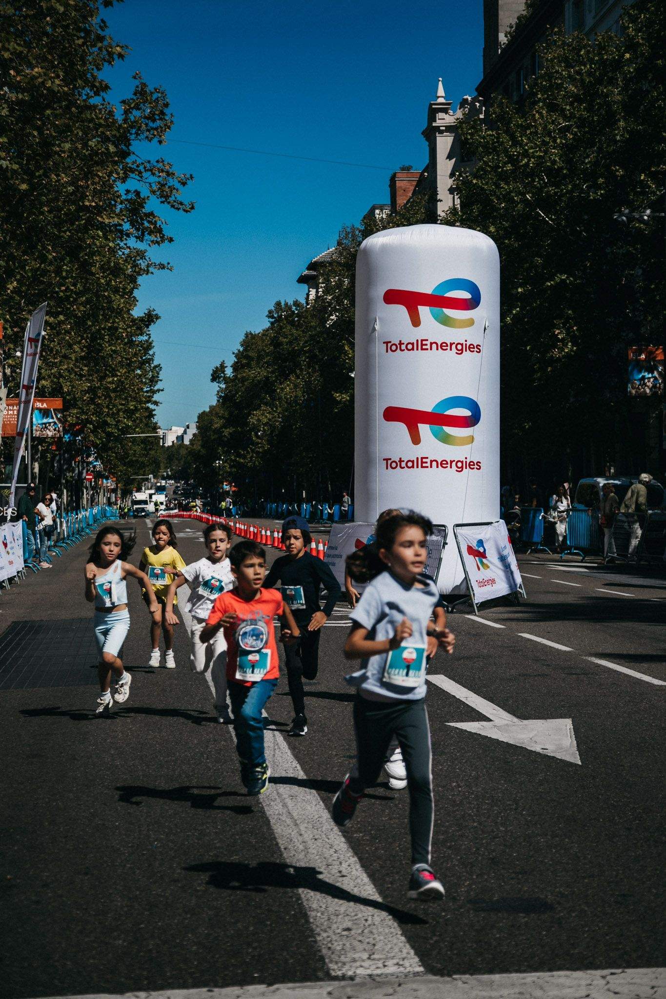 Las mejores fotos de las carreras infantiles en la TotalEnergies Milla Internacional de Madrid 2023. (68)