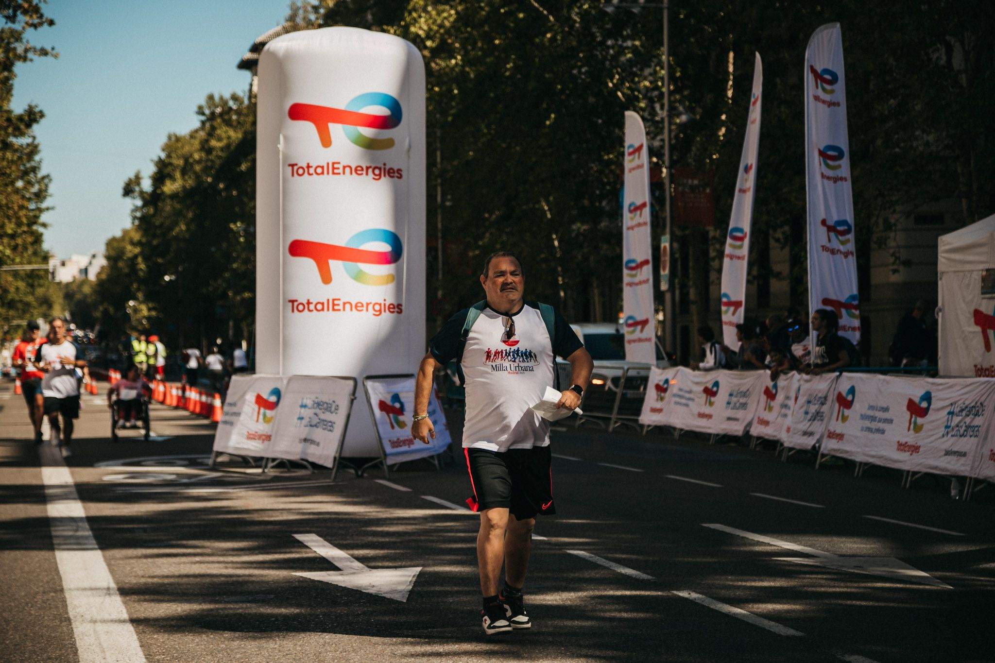 Las mejores fotos de la carrera inclusiva en la TotalEnergies Milla Internacional de Madrid 2023. (14)