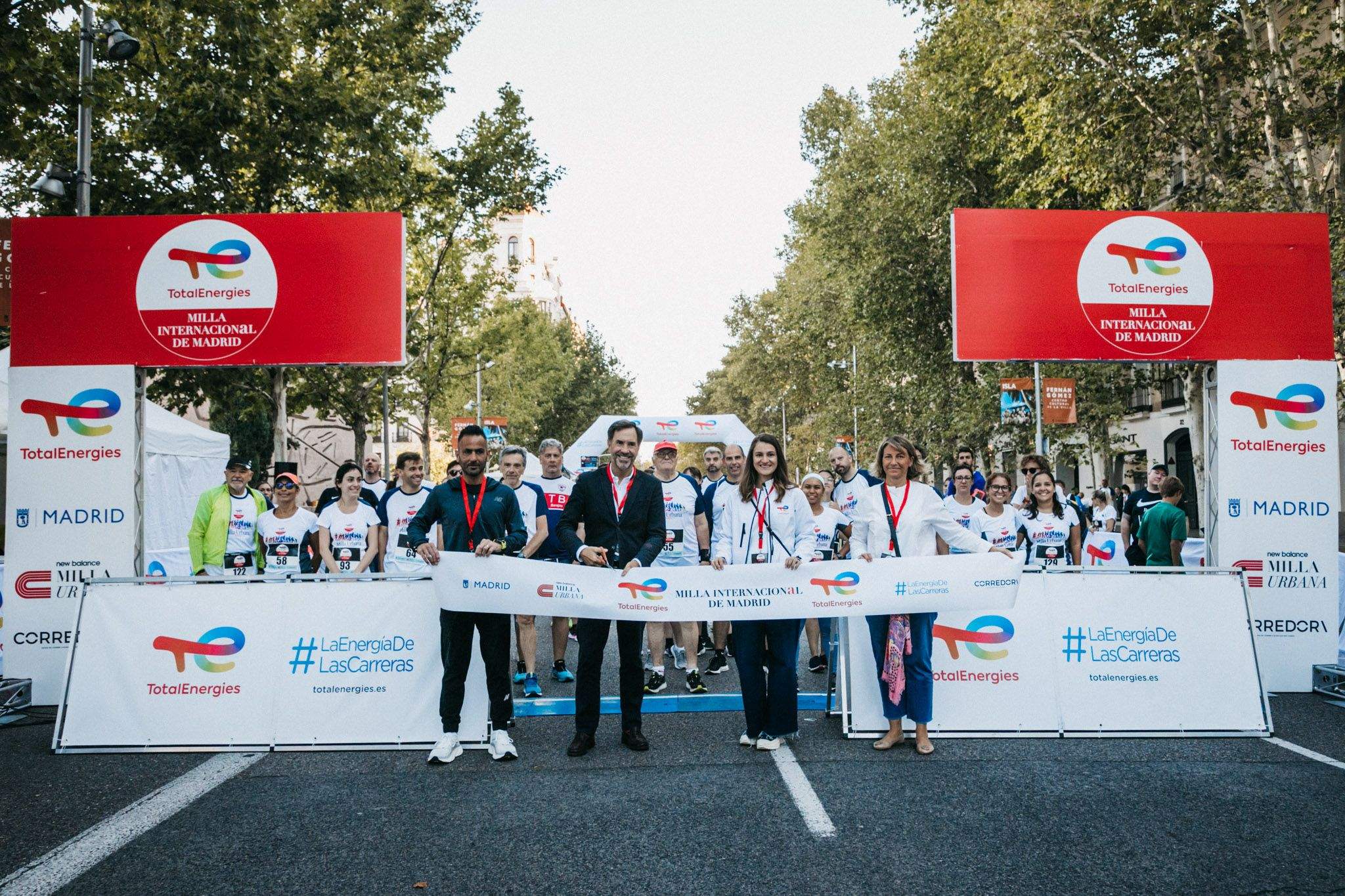 Las mejores fotos de las carreras populares en la TotalEnergies Milla Internacional de Madrid 2023. (20)