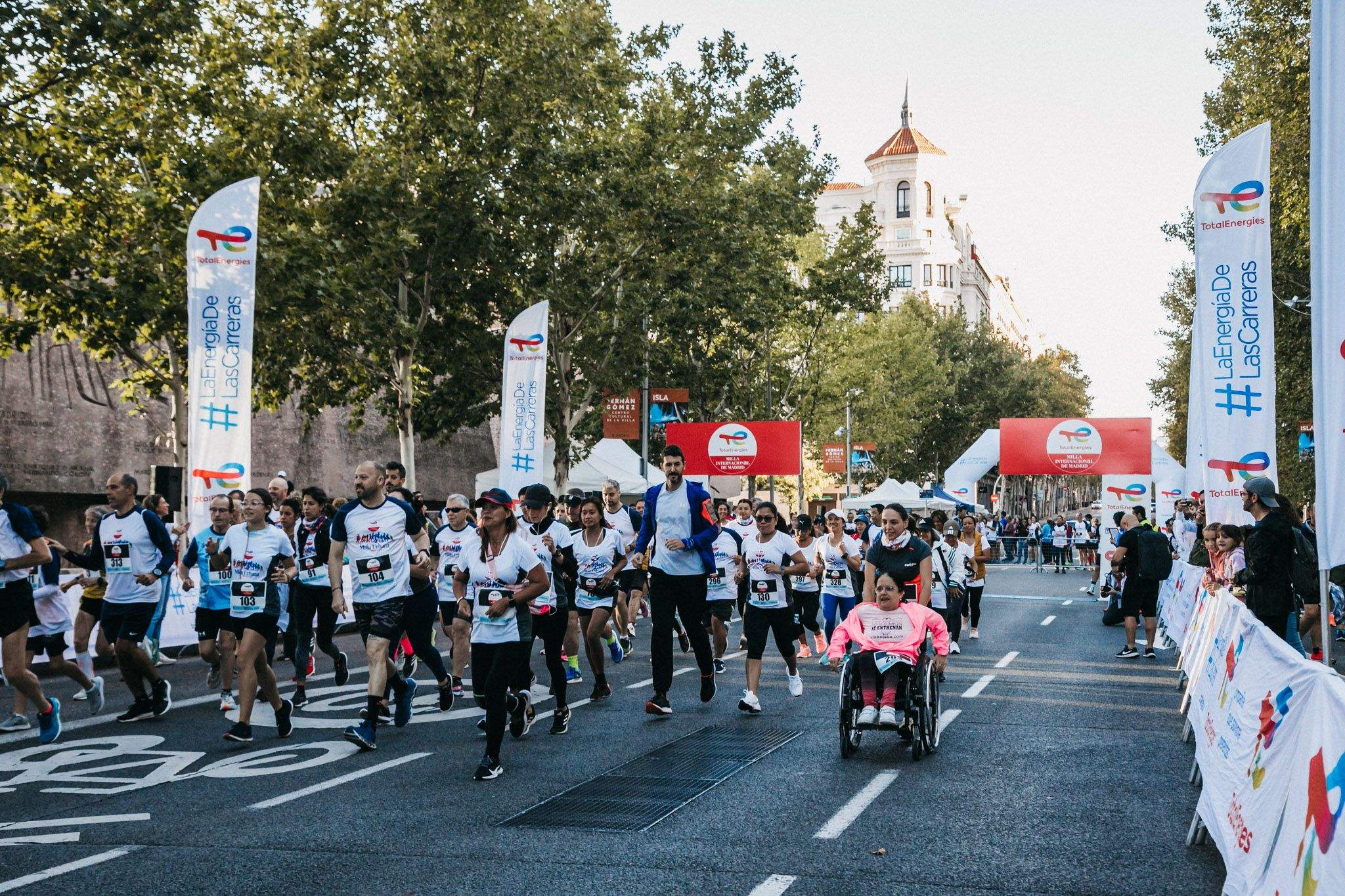 Las mejores fotos de las carreras populares en la TotalEnergies Milla Internacional de Madrid 2023. (32)