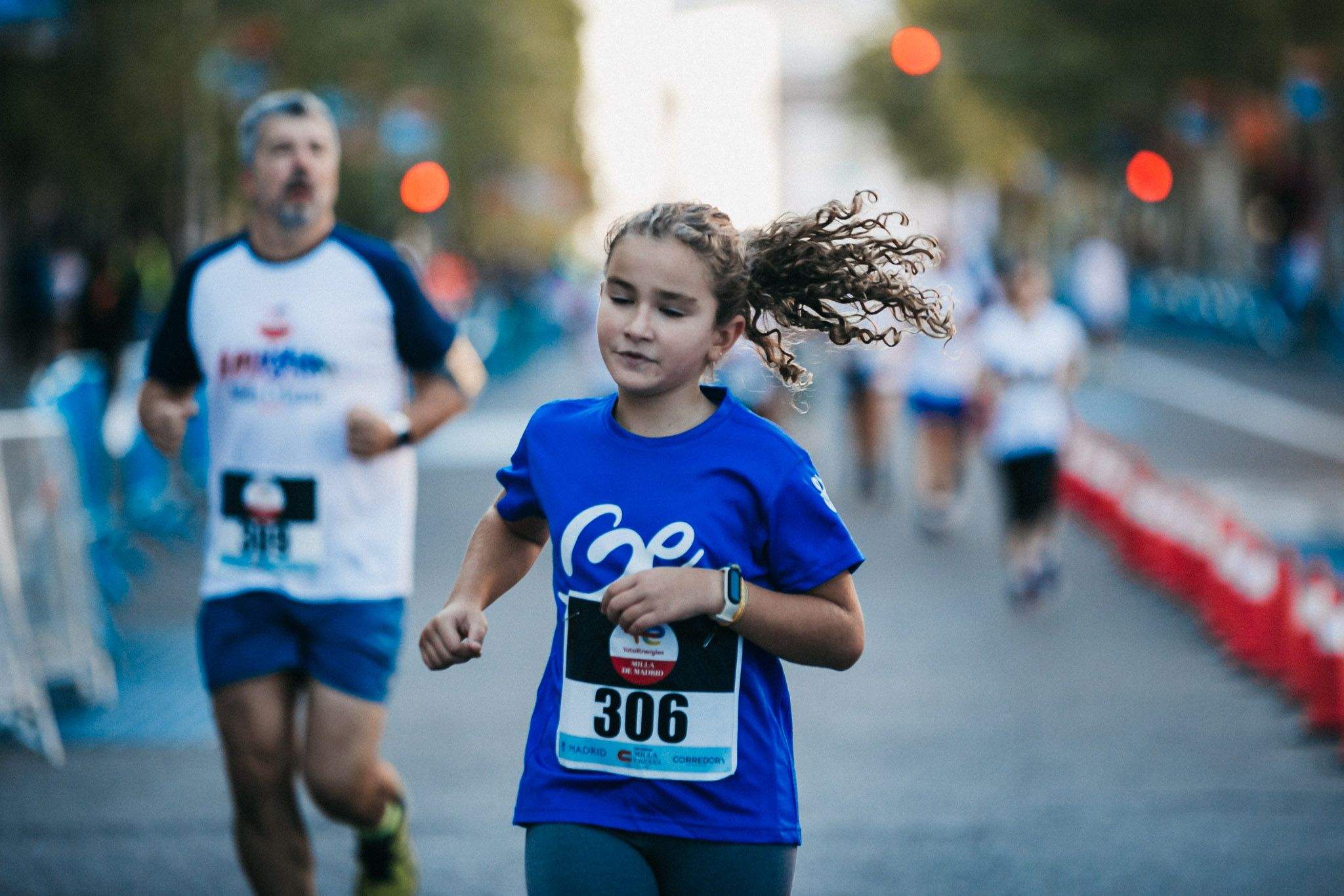 Las mejores fotos de las carreras populares en la TotalEnergies Milla Internacional de Madrid 2023. (45)