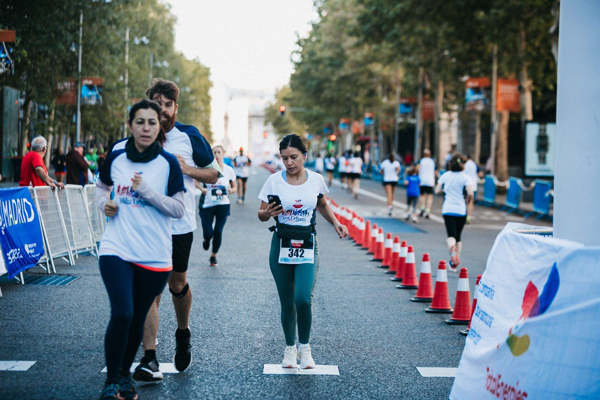 Las mejores fotos de las carreras populares en la TotalEnergies Milla Internacional de Madrid 2023. (49)