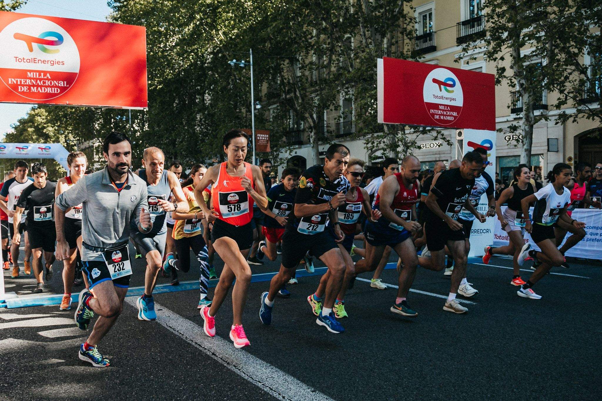 Las mejores fotos de las carreras populares en la TotalEnergies Milla de Madrid 2023. (38)