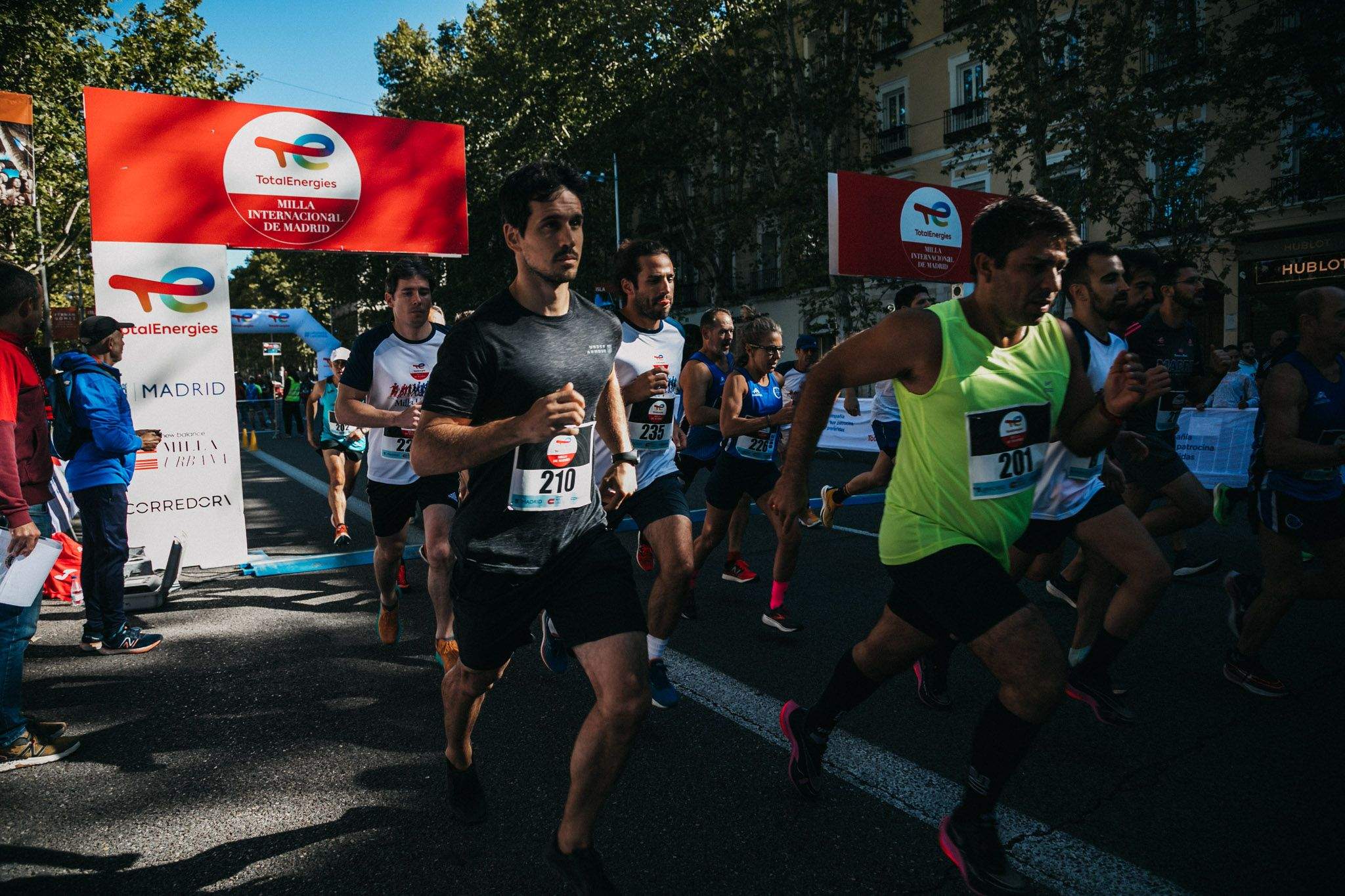 Las mejores fotos de las carreras populares en la TotalEnergies Milla de Madrid 2023. (40)