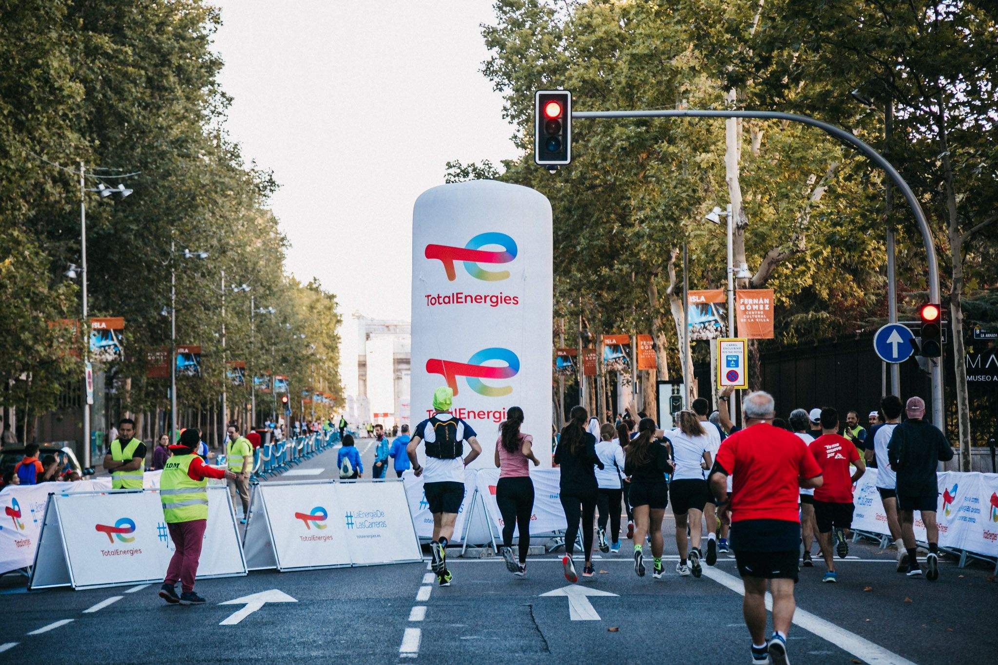 Las mejores fotos de las carreras populares en la TotalEnergies Milla Internacional de Madrid 2023. (67)