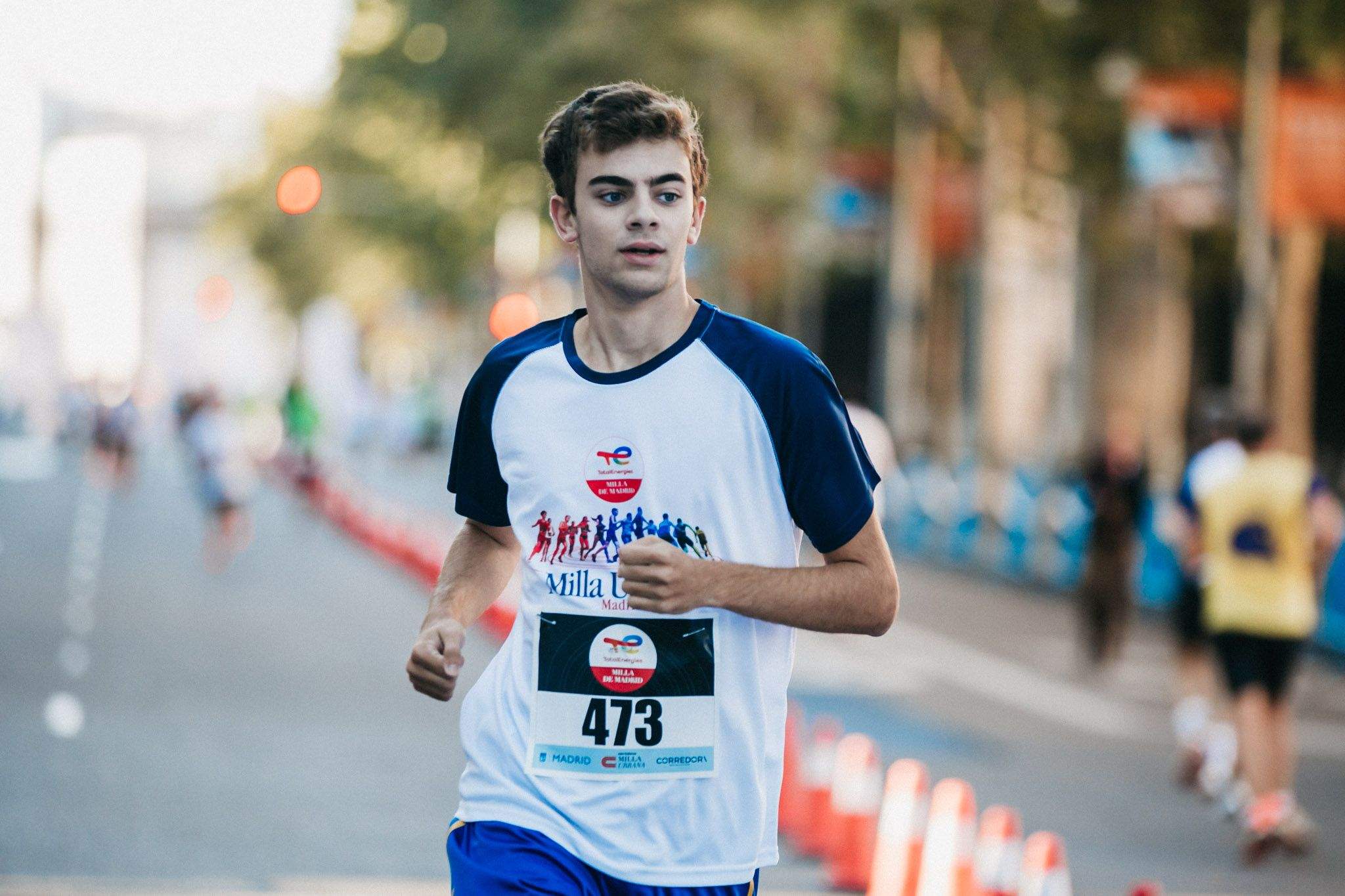 Las mejores fotos de las carreras populares en la TotalEnergies Milla Internacional de Madrid 2023. (139)
