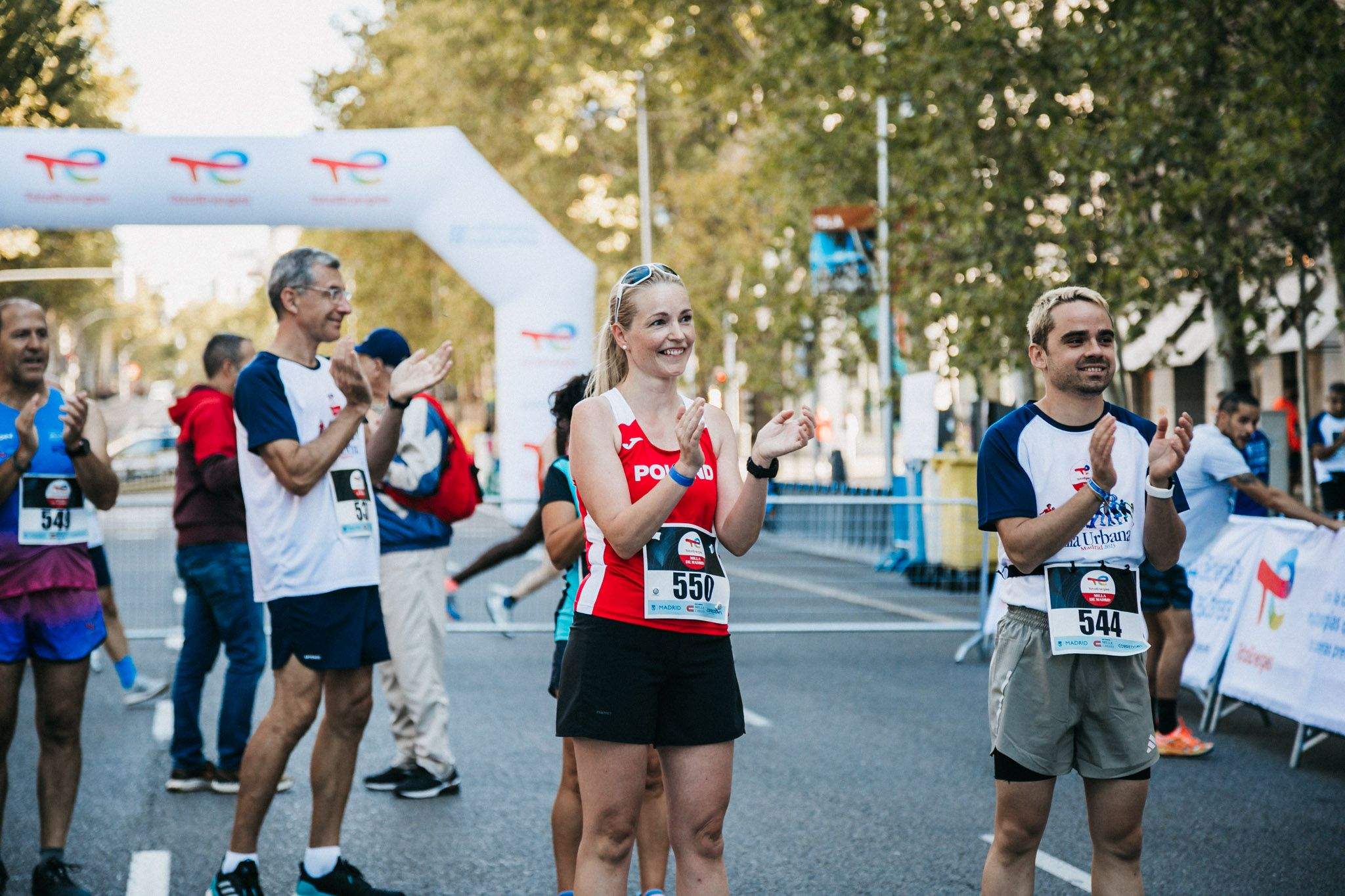 Las mejores fotos de las carreras populares en la TotalEnergies Milla Internacional de Madrid 2023. (148)